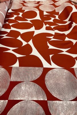 Viscoza cu print geometric bej , caramiziu